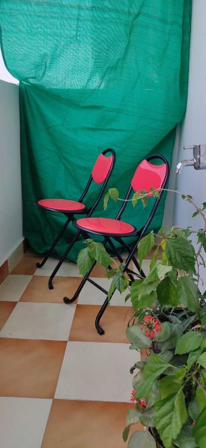 Love & Peace Apartment จาบัลปูร์ ภายนอก รูปภาพ